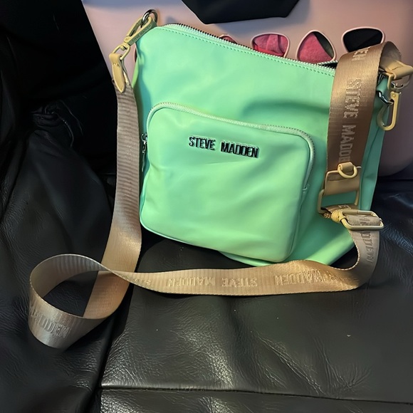 💚 STEVE MADDEN SEAFOAM GREEN MINI PURSE TAN STRAP 💚 - Picture 11 of 12